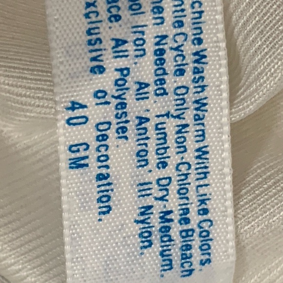 Lingerie - Picture 6 of 6